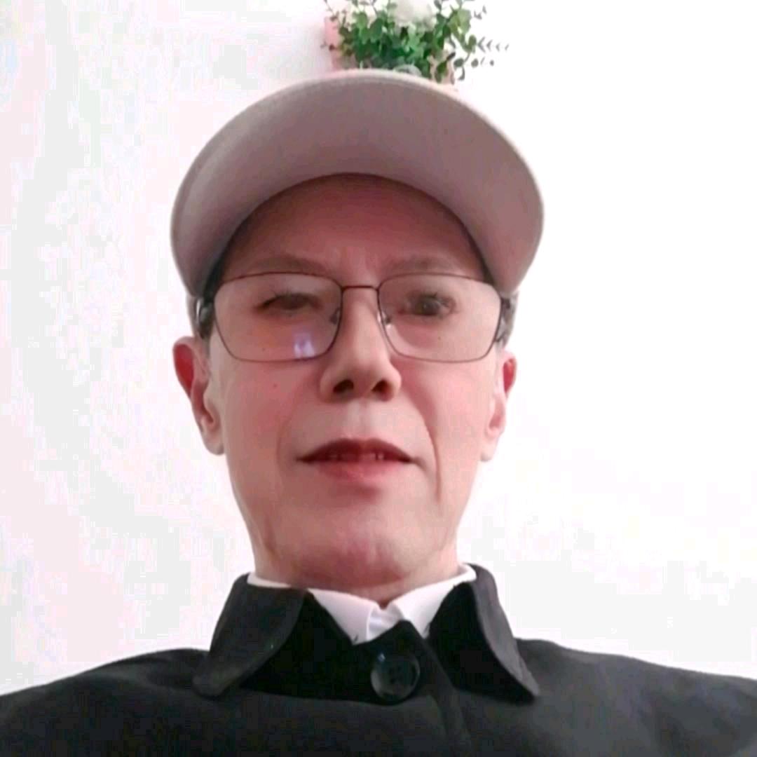 耀耀一\\、\一：
