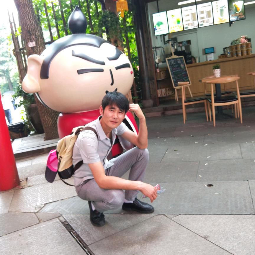 孟佳俞