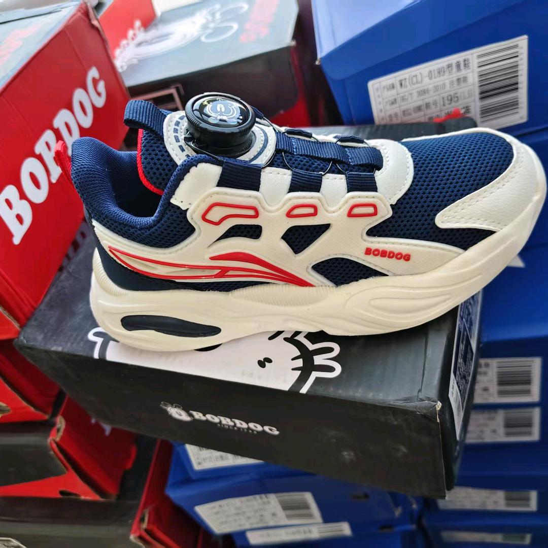 尾货鞋批发阿雨