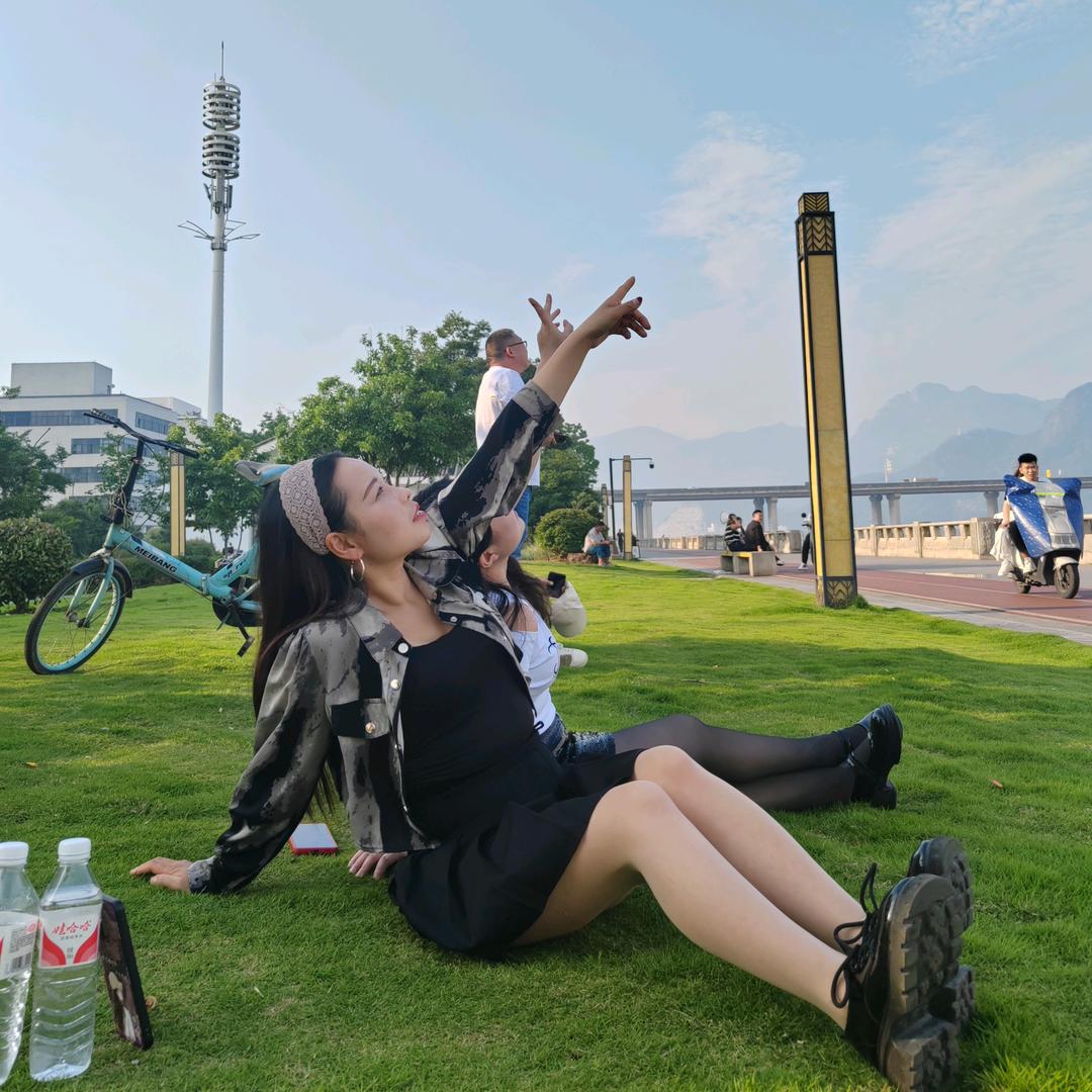 用微笑面对人生