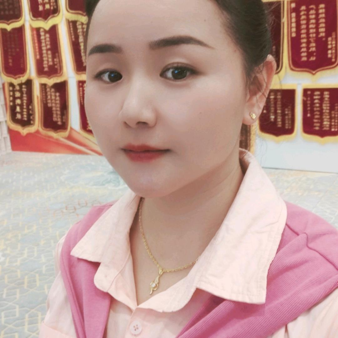 阳光名妆灌溪店  梅子