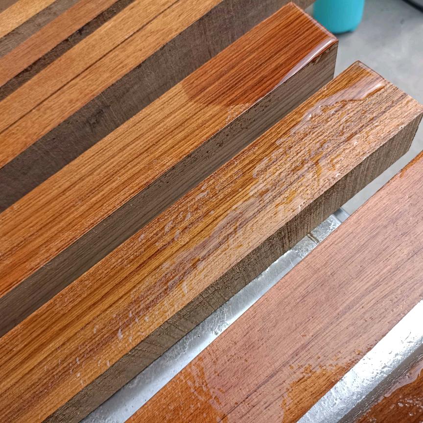 缅甸柚木工作室