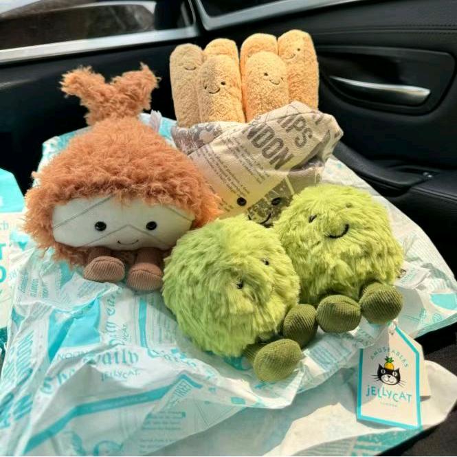 猿编程—深圳龙华壹方天地门店顾问萌萌老师