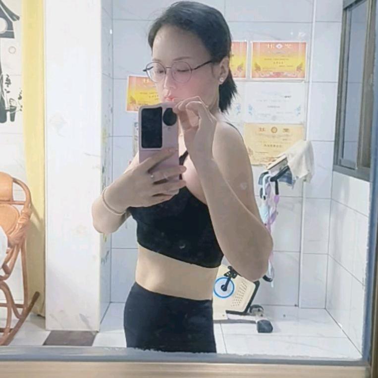 荣荣蜕变日记（彬彬有氧）