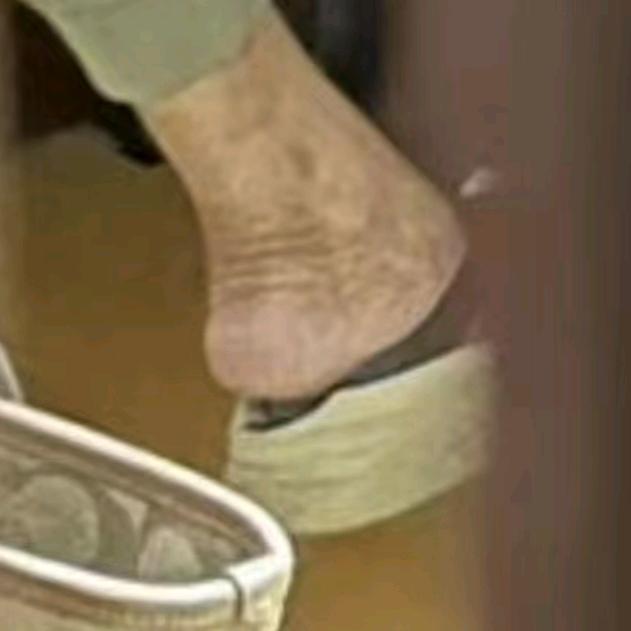 财神爷干女儿的伯伯