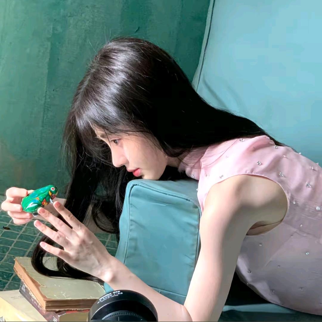 小佳想睡醒