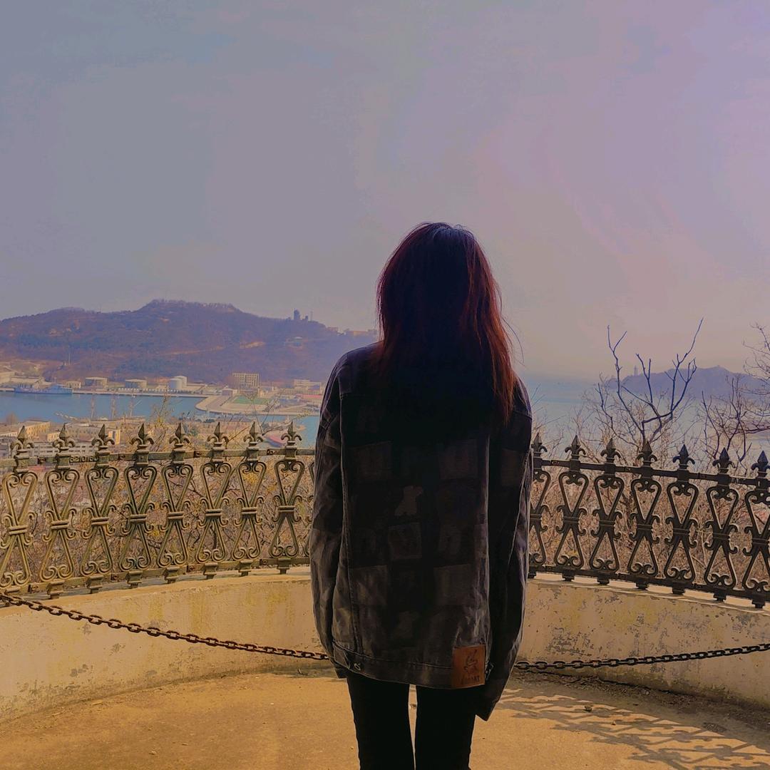 七月🌱【谁都别说，让我一个人躲一躲】