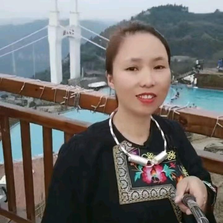 芝芝（晚九点）