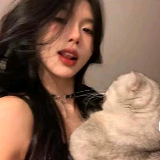 L💟