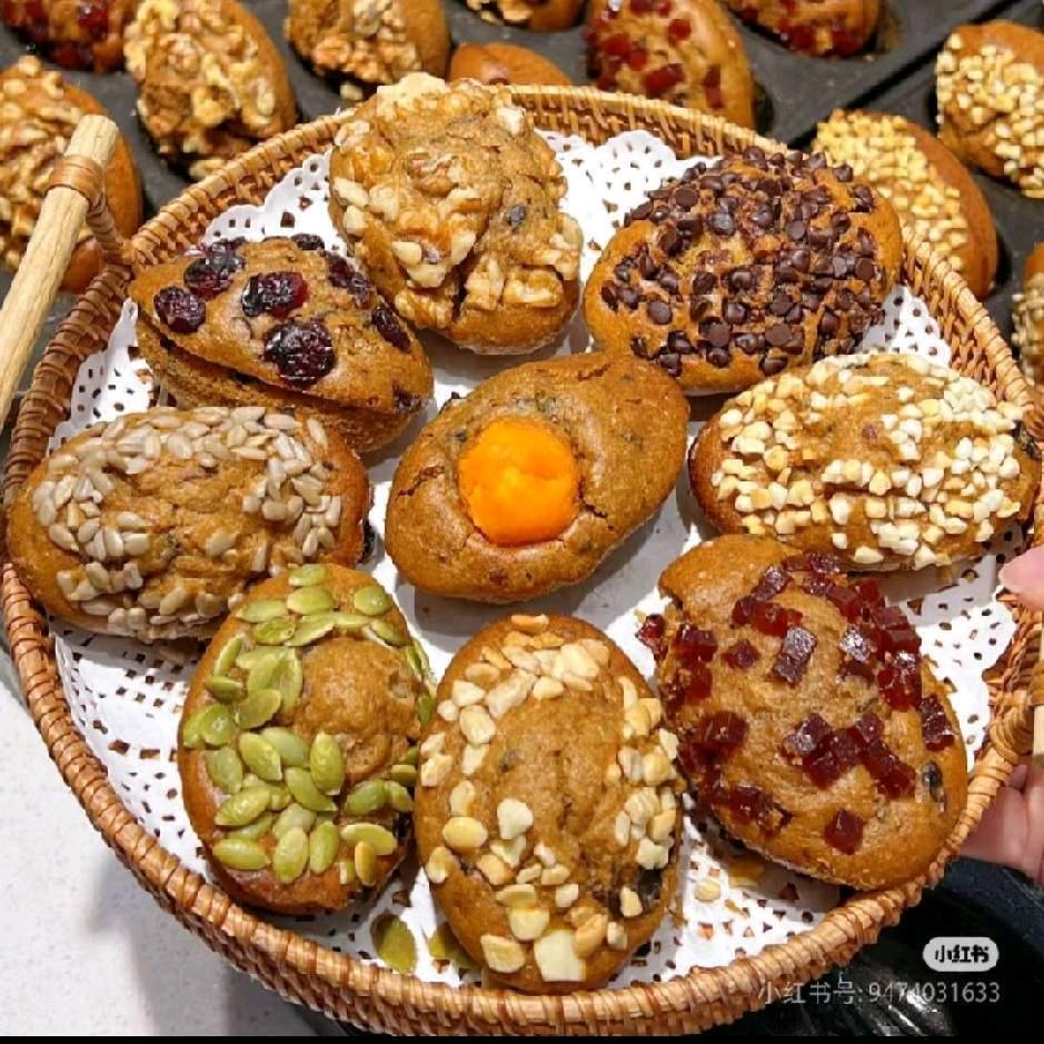 台前书瑶家鲜枣豆糕，糯米糕