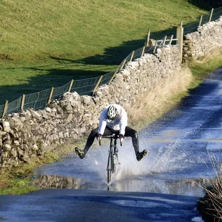 爱骑行的小白🧑‍⚕️