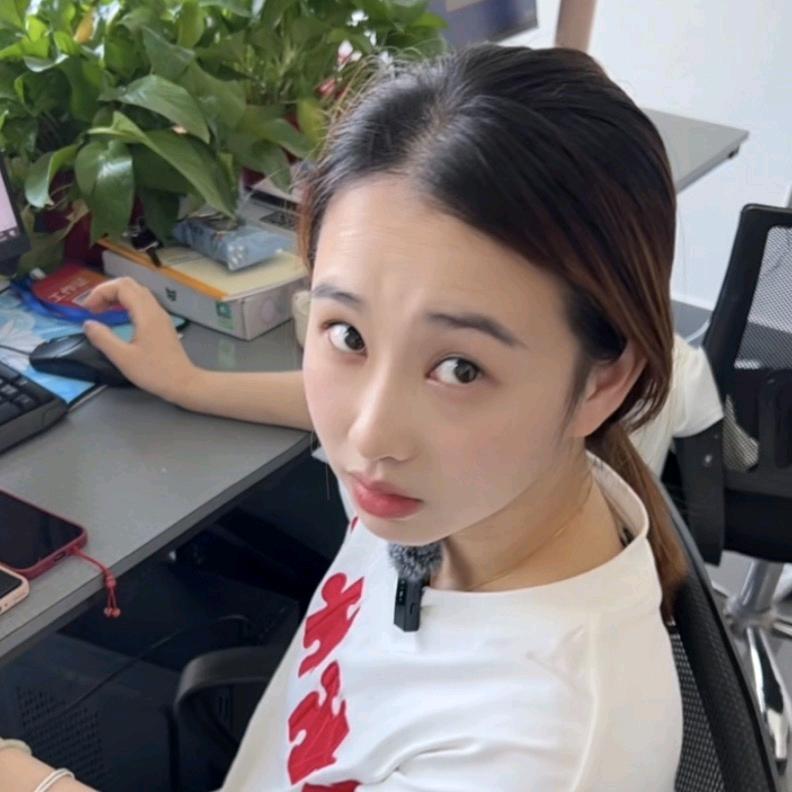 职场小魏