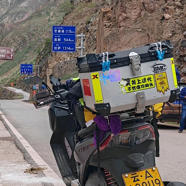 大飛不是大飞机🏍️🚲