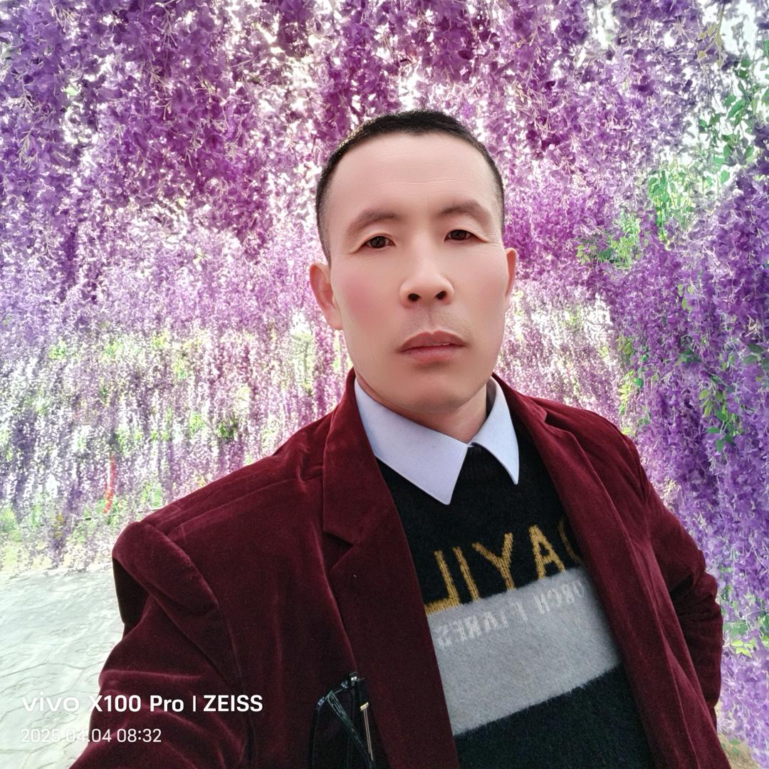 娄LLy