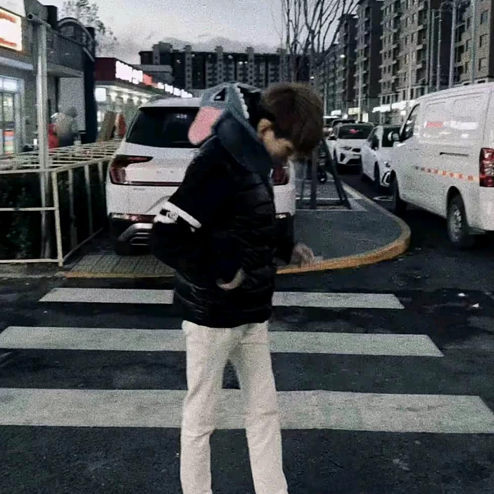 ◉晚安凯撒◉头像