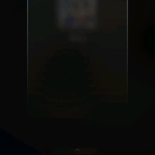 /，
