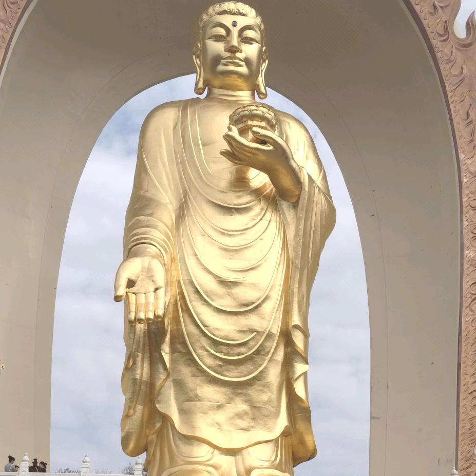 人潮擁擠我像多餘