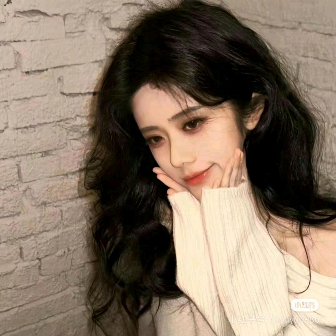 ՞•🐽•՞留胡子的爆米花