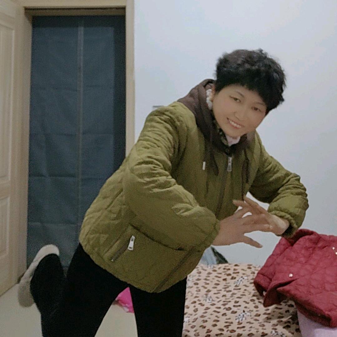 附近的人，离你家零点两米远，你常看的