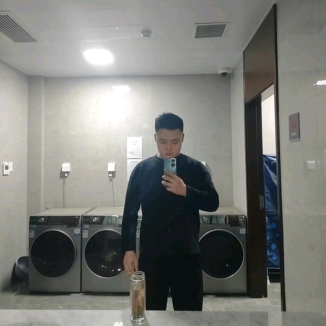 MR LI
