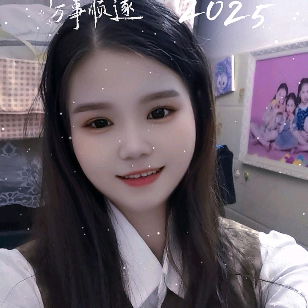 踩缝纫机的“大吴”