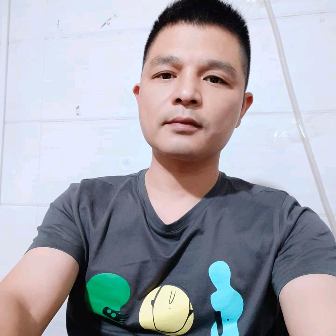 巧手名车马王堆新哥大保养推荐官。