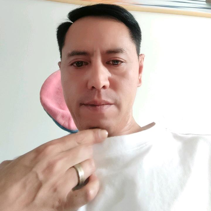 石鋆