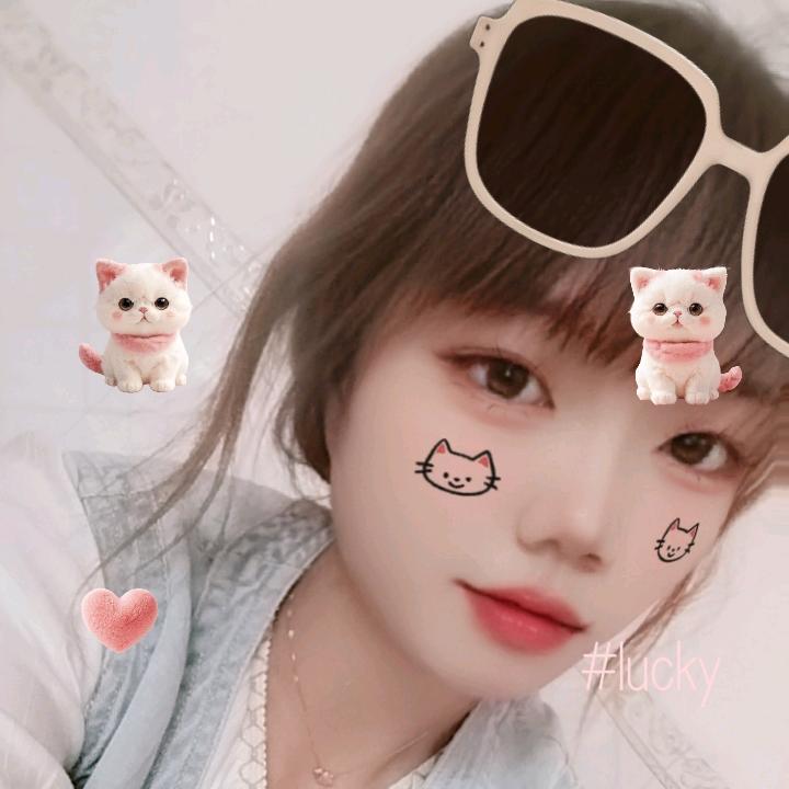 💋 芳 妹 儿🌻🌻🌻