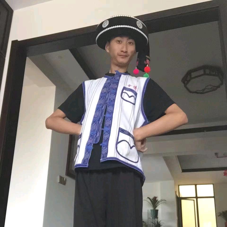丘北县云南文山，彝族弦子舞，大网红