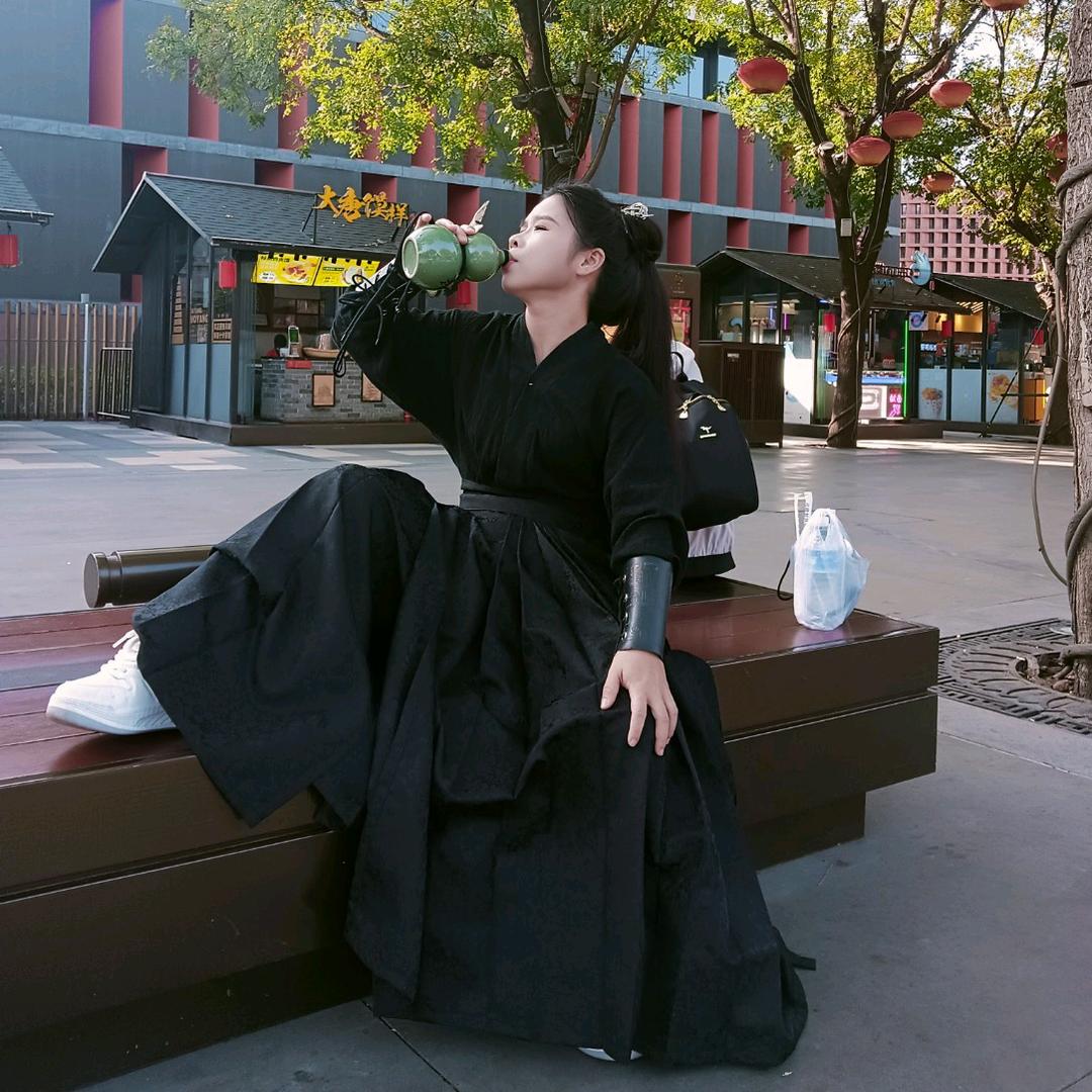 এ᭄༊林间小憩ღꦿ࿐