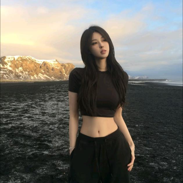 性感火辣母蟑螂