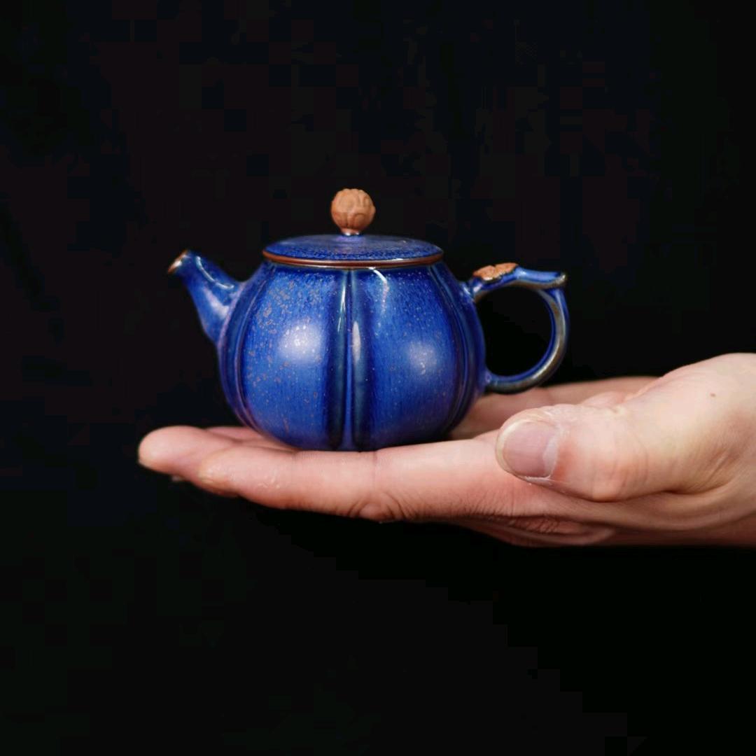 小苳与钧瓷茶器