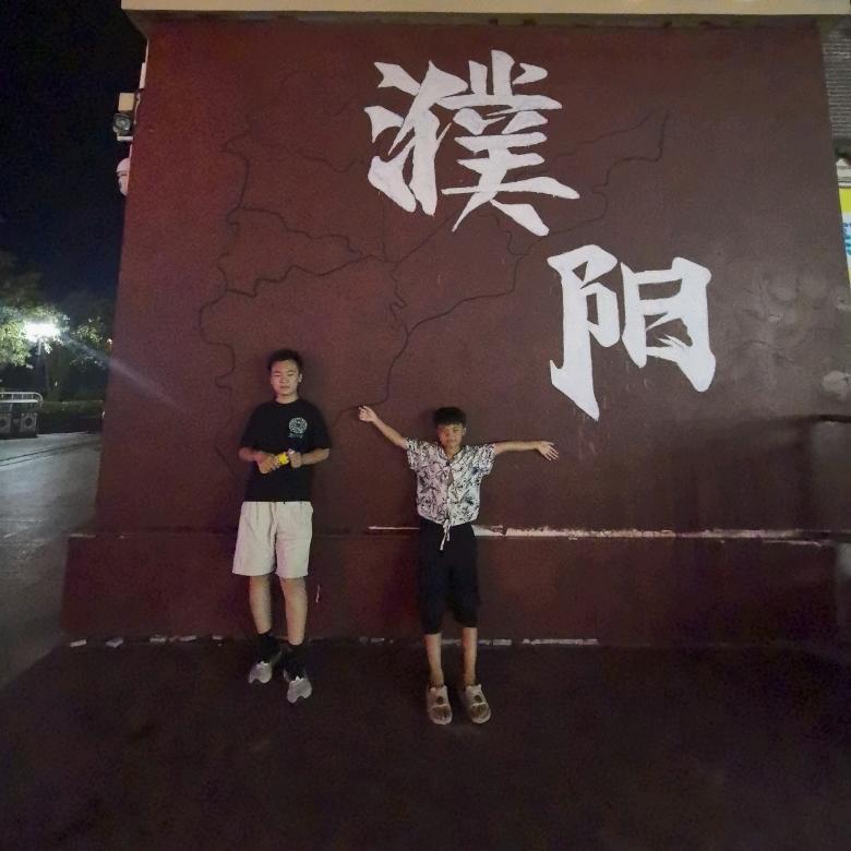 富婆指甲盖子装修公司