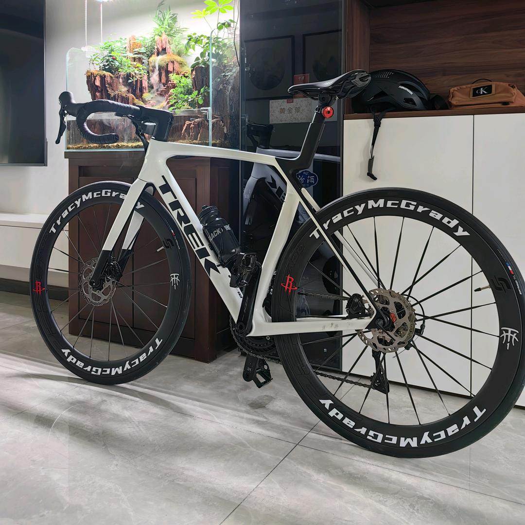 嗨_吃那么多干🐔毛👀