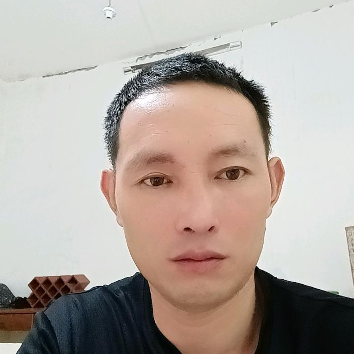 航航爸