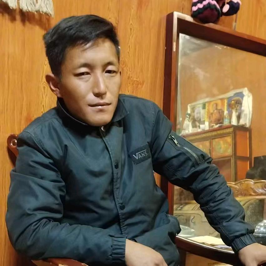 💪💪👍西藏男子欧珠扎西德勒大家