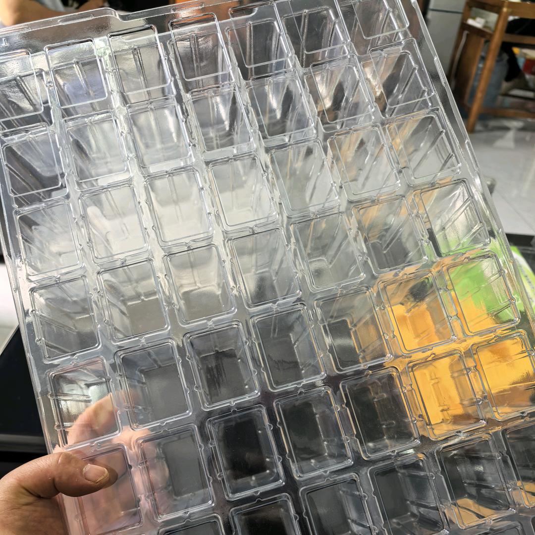 张大飞（全领域塑料制品托盘吸塑包装）