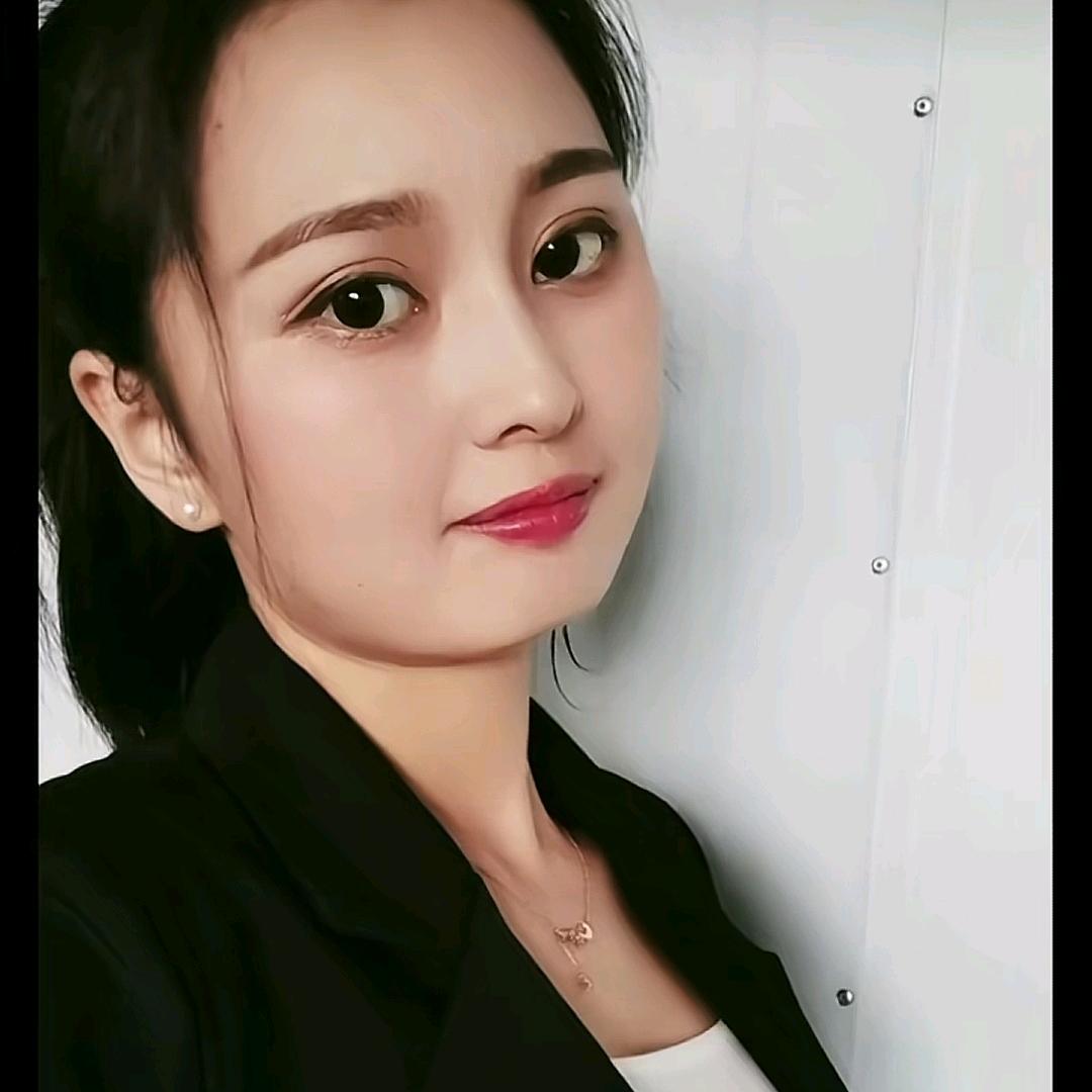茅台❤酒都❤酒妹