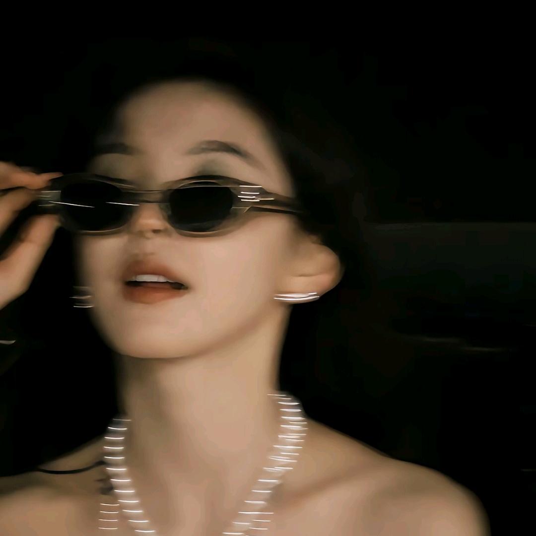 nicole