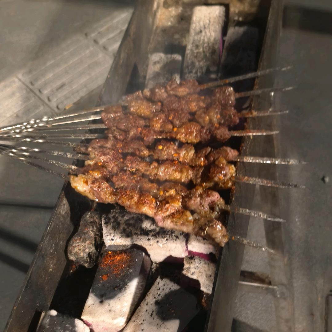 路边友缘烧烤