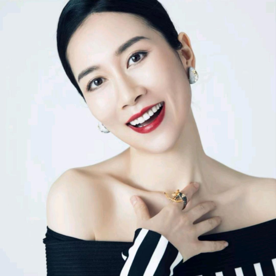 演员姐姐护肤间✨