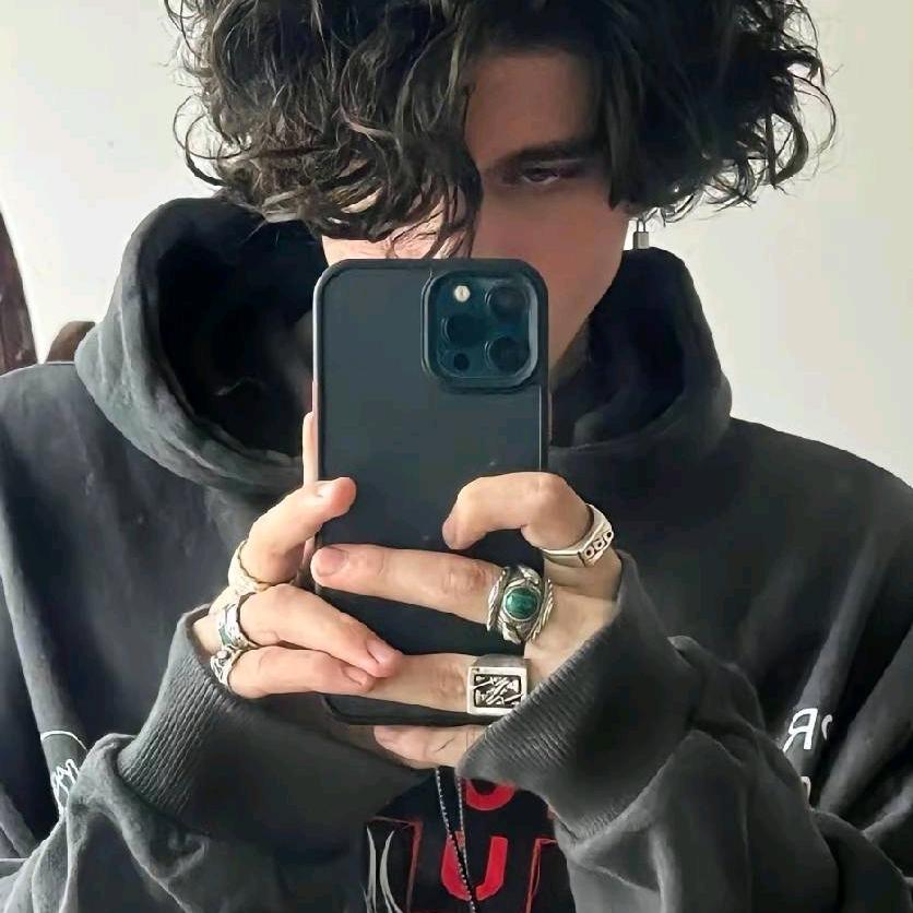 栀惜湾✌︎︎୧⍤⃝