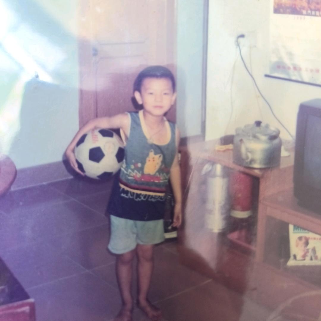 主教练正在热身！