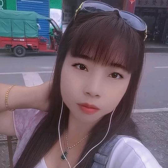 《爱红尘》