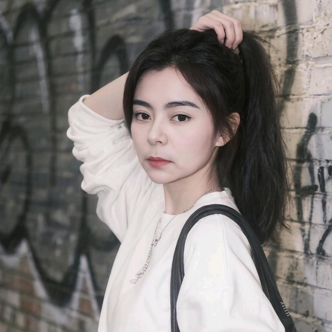 逆风前行者😇🌻