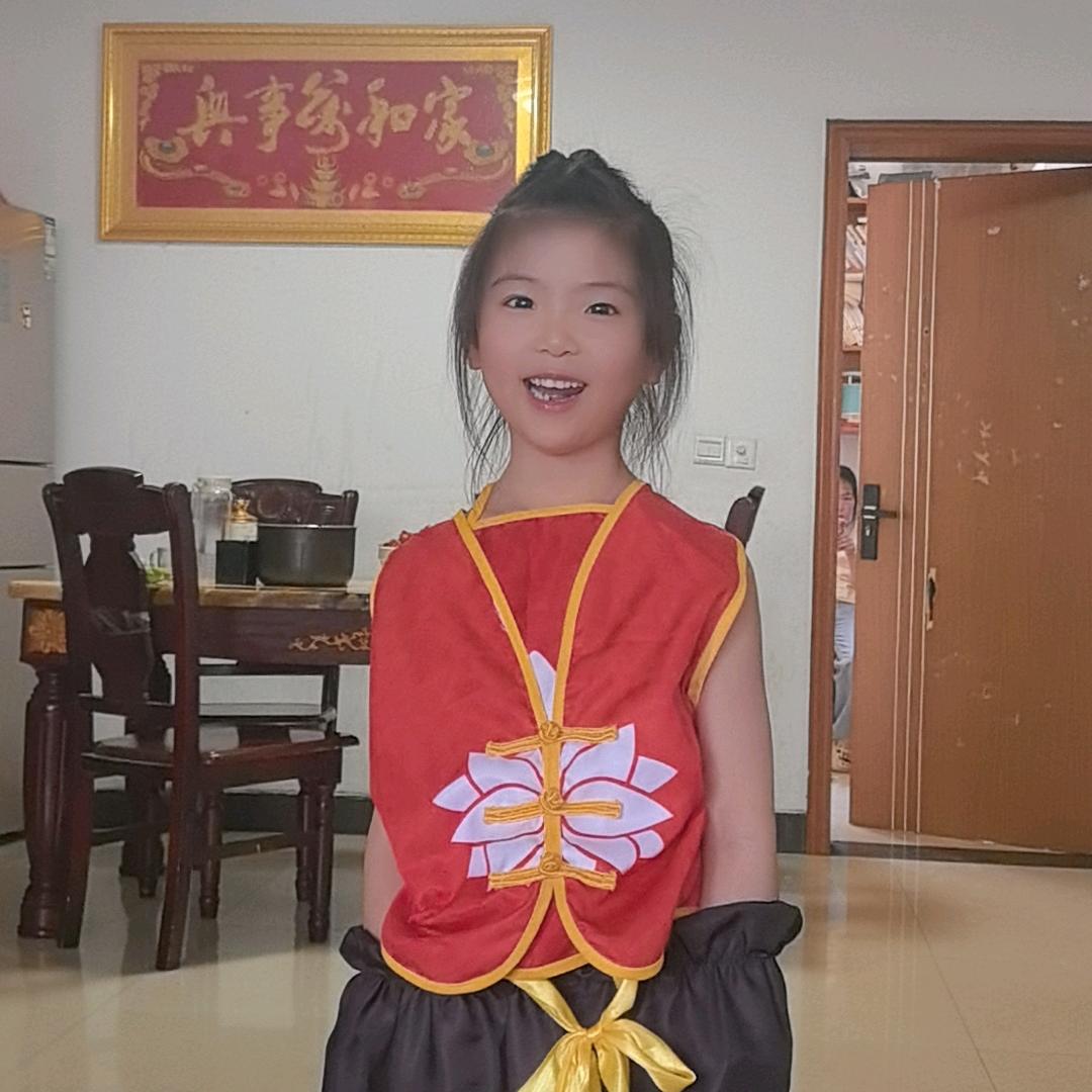 我叫李锦依小同学