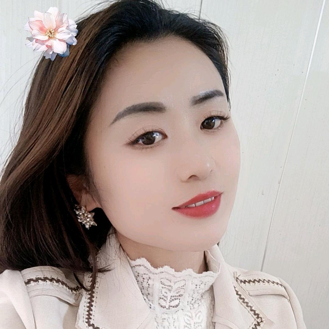 倩儿婷婷玉立，