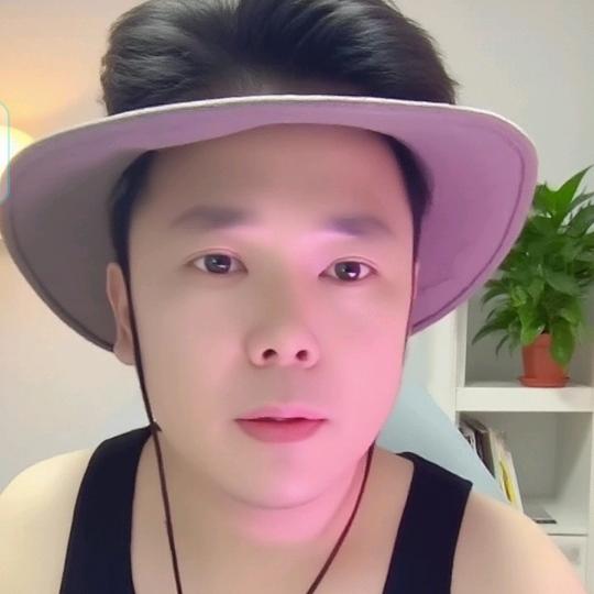 黑大叔🎤歌(21:10直播)