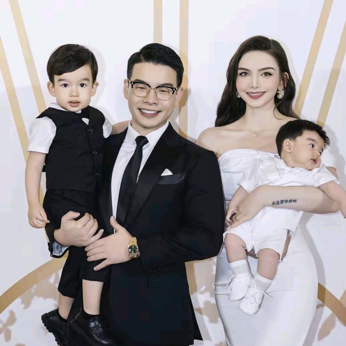 凯诺梦露夫妇（精选号）