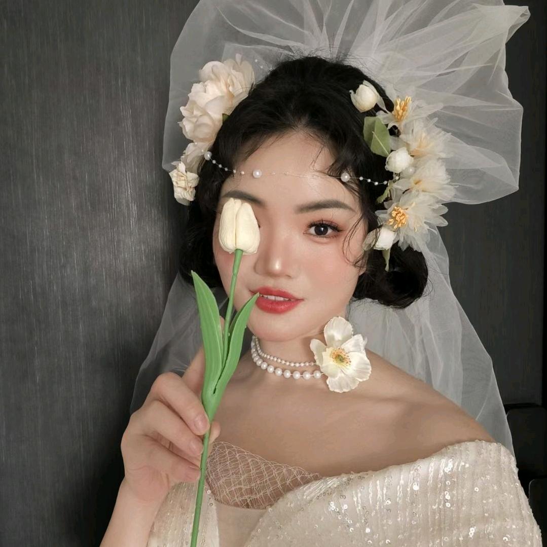 伊的家护肤导师😘薇薇